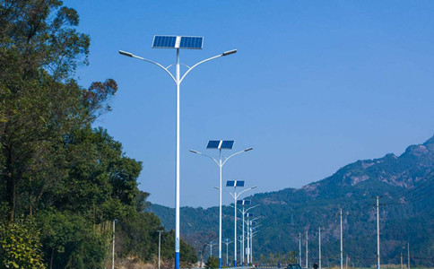 成都LED路灯厂家解答太阳能路灯为什么没有传统路灯亮...